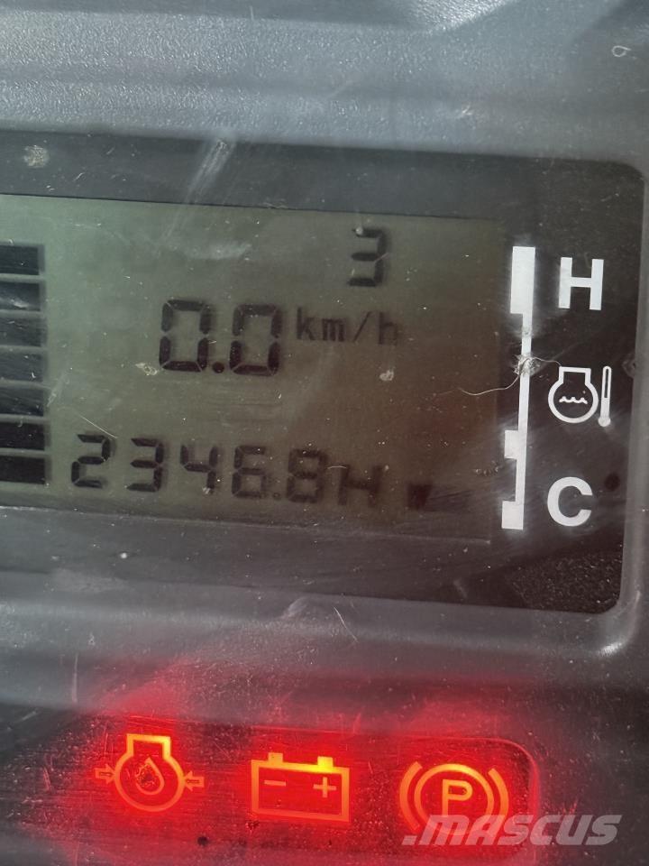 Iseki TG6370 الجرارات