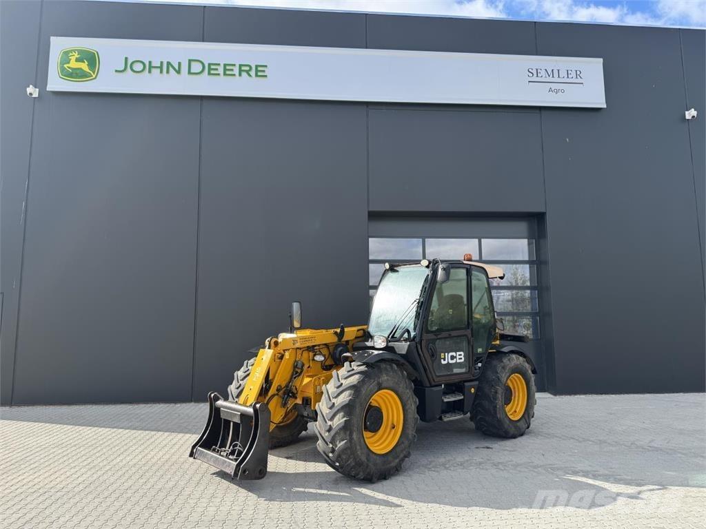JCB 541.70 مناولات متداخلة