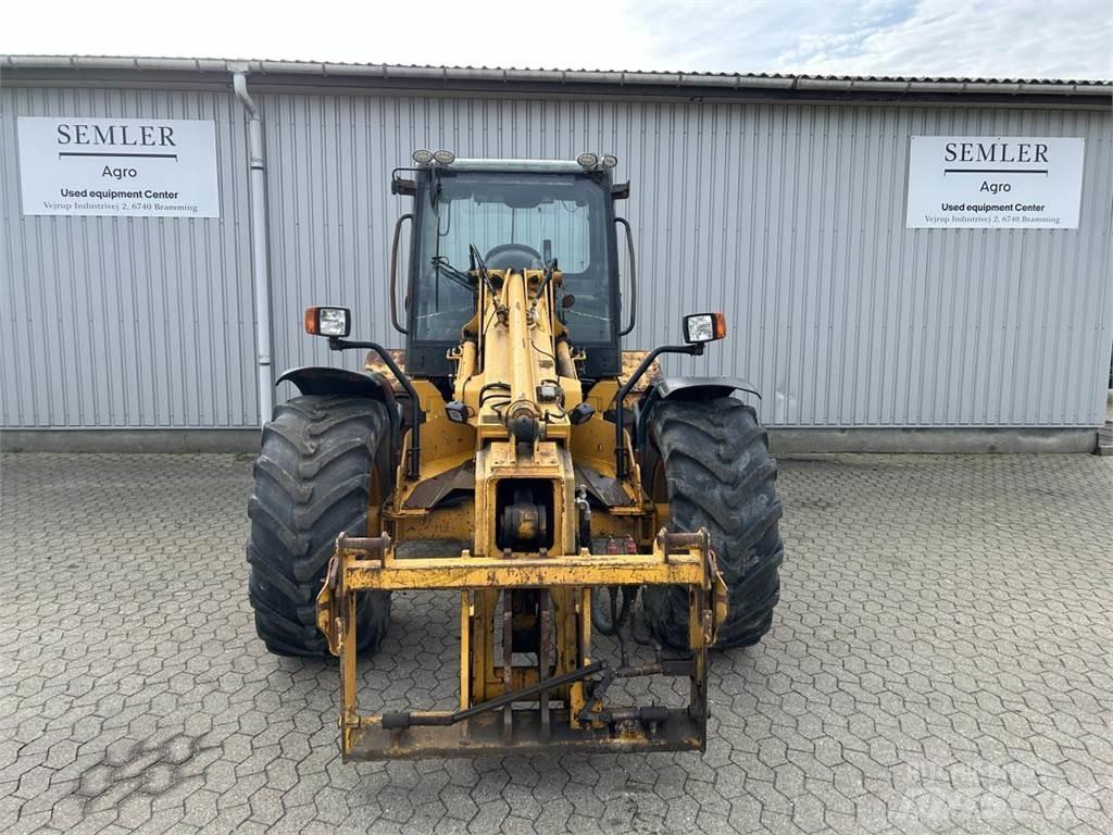 JCB TM 300 52 لوادر صغيرة