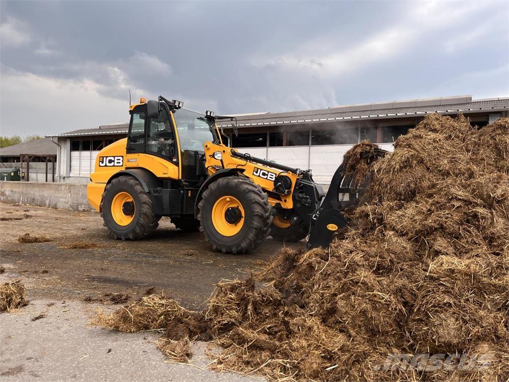 JCB TM320 لوادر بعجل