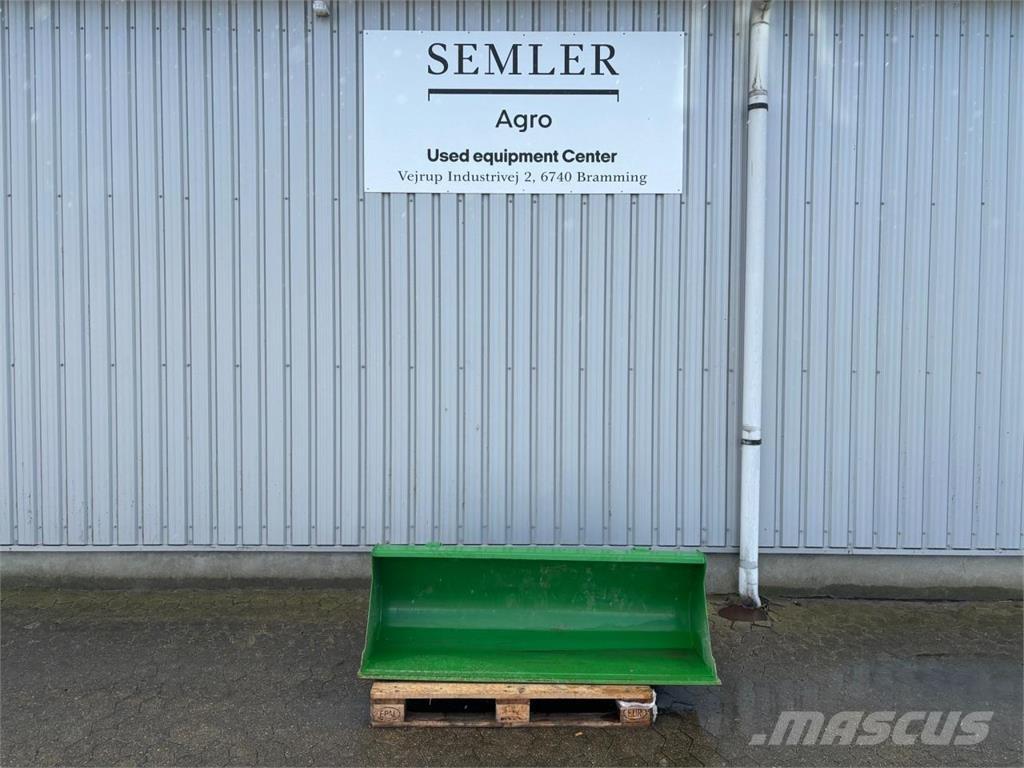 John Deere 160 CM ماكينات أخرى لتجهيز الأراضي