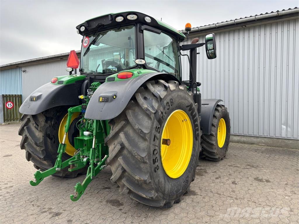 John Deere 6145R الجرارات