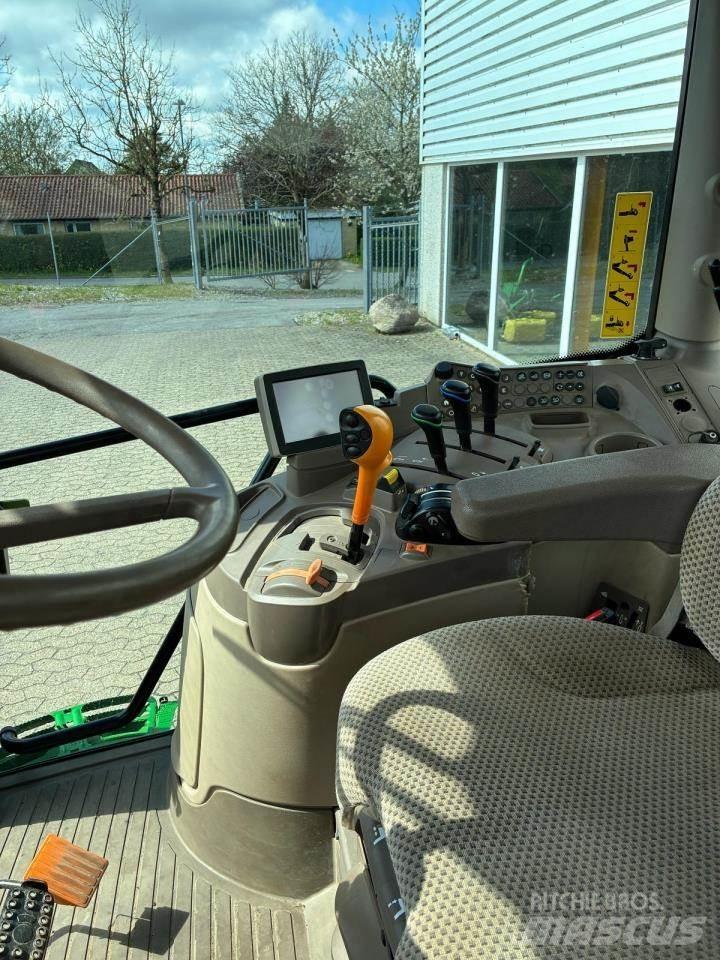 John Deere 6150R الجرارات