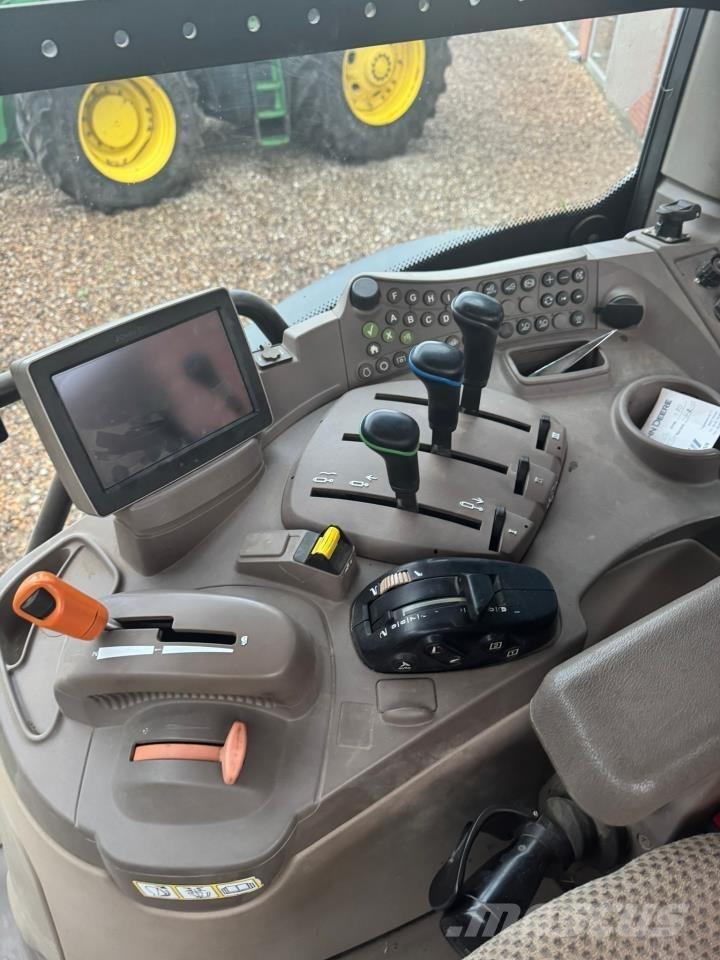 John Deere 6150R الجرارات