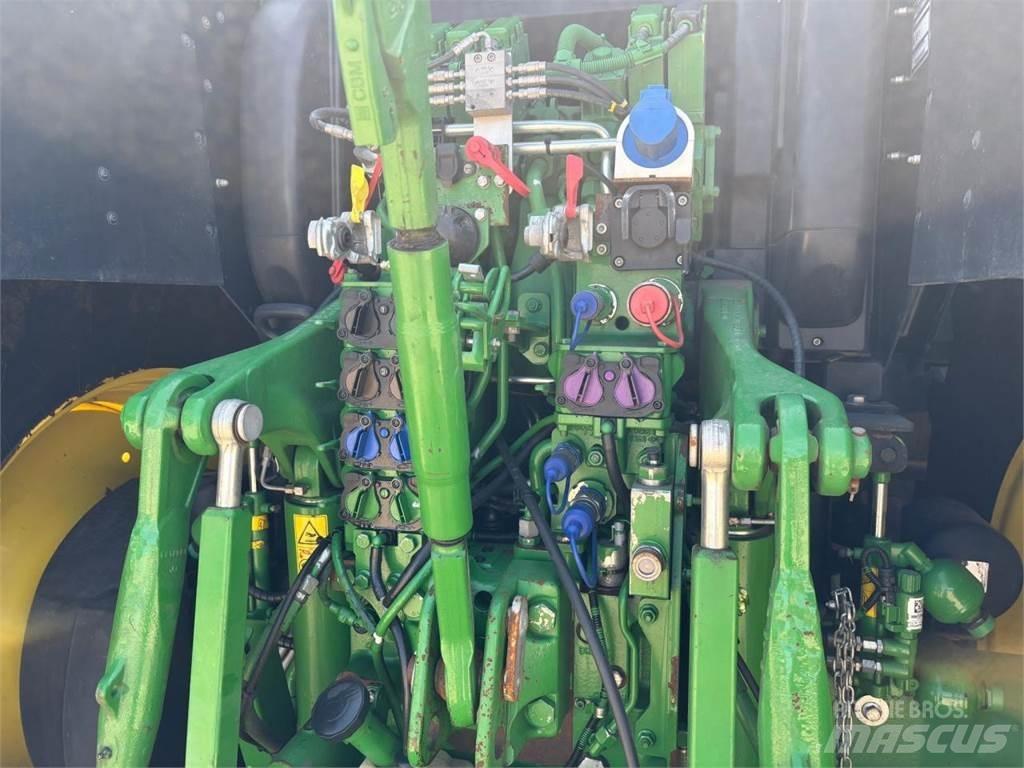 John Deere 6175R الجرارات
