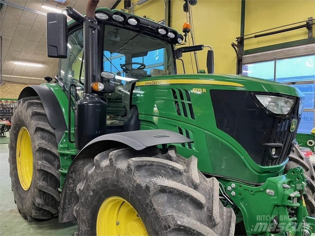 John Deere 6175R الجرارات