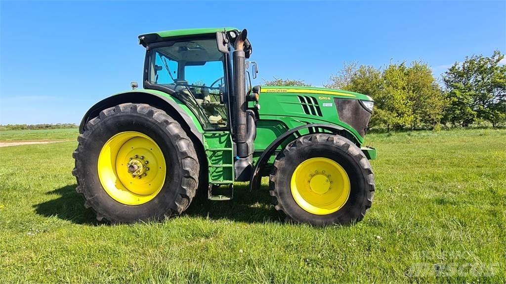 John Deere 6210R الجرارات