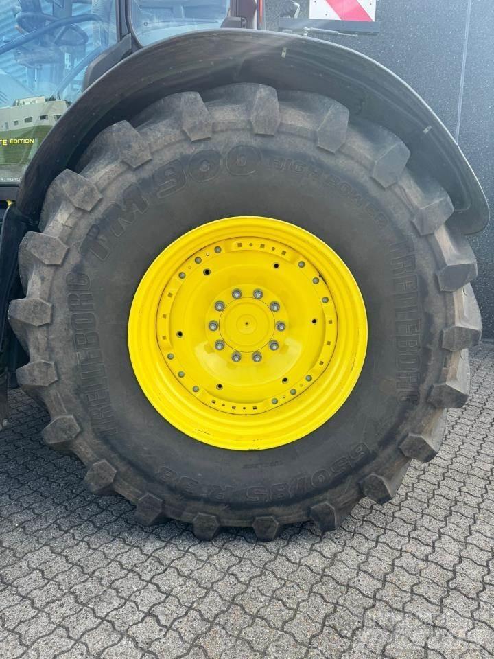 John Deere 6250R الجرارات