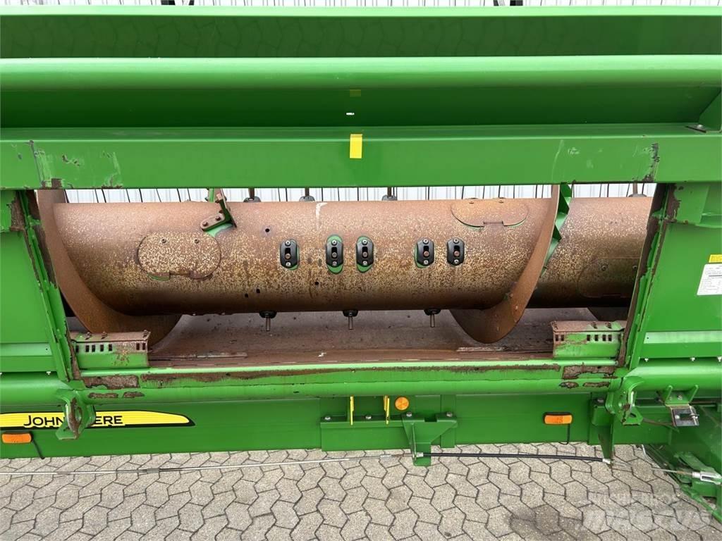 John Deere 635R رؤوس الحصادات الدراسات