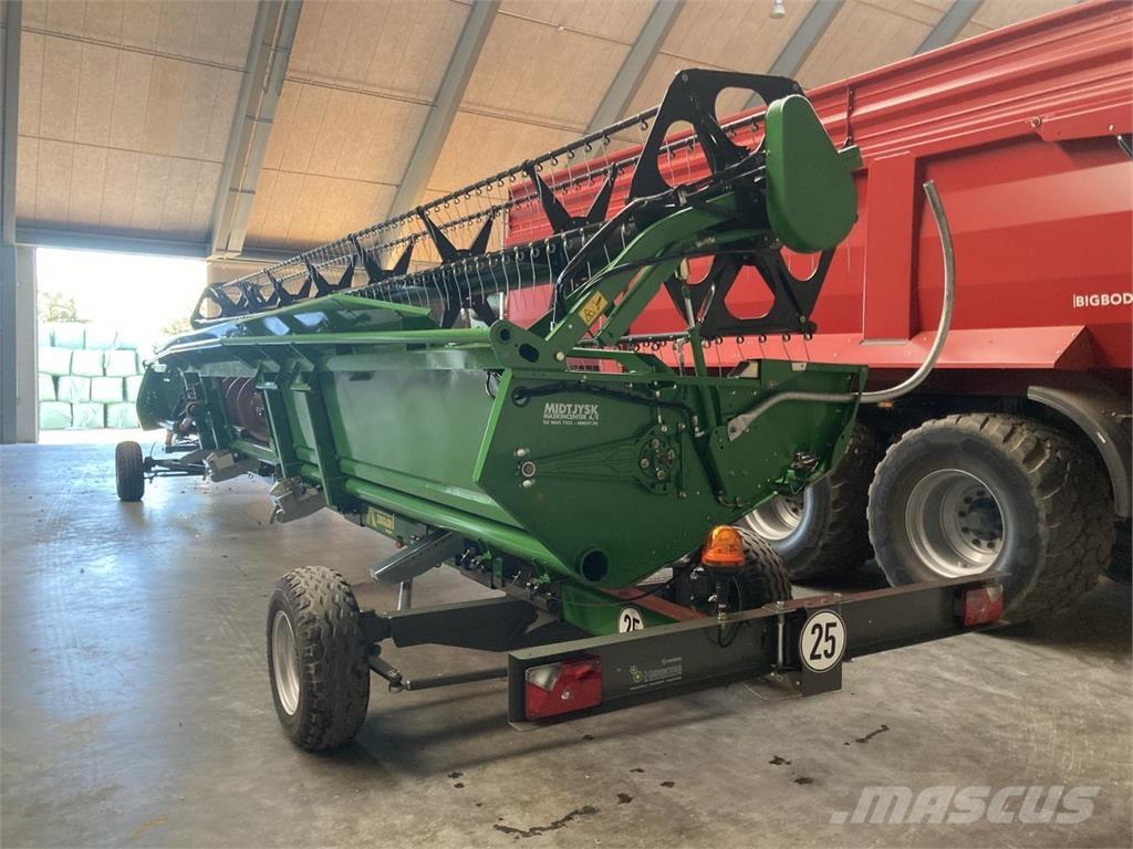 John Deere 635R رؤوس الحصادات الدراسات