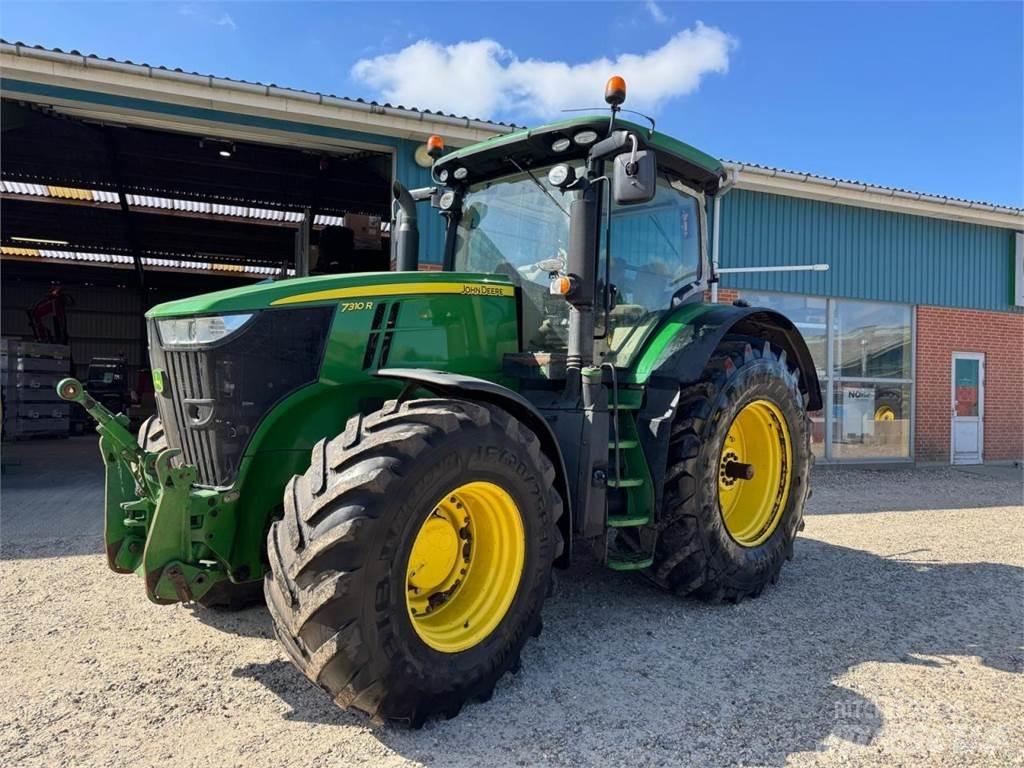 John Deere 7310R الجرارات