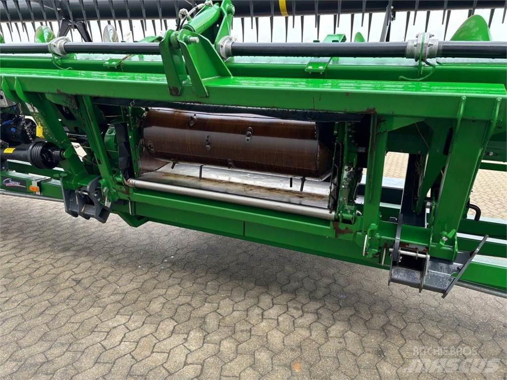 John Deere 735D رؤوس الحصادات الدراسات
