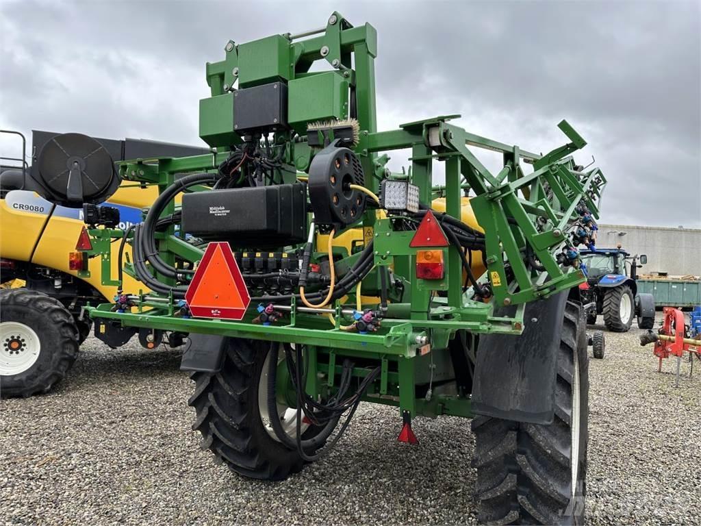 John Deere 740I الرشاشات