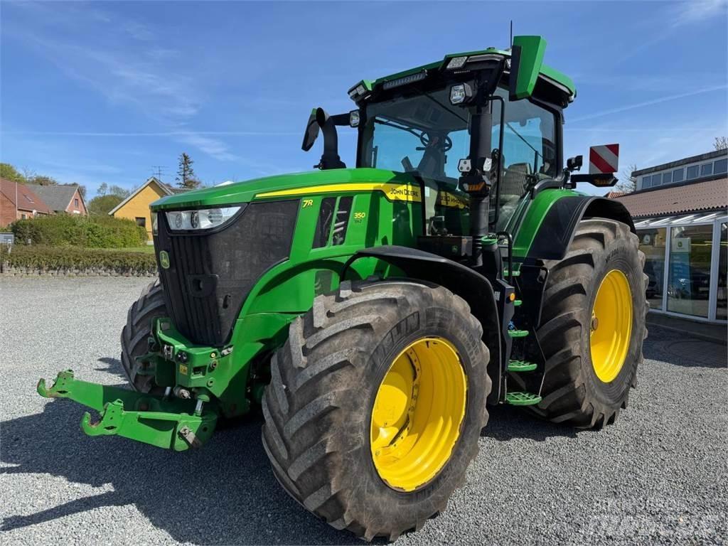 John Deere 7R 350 الجرارات
