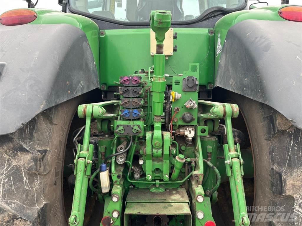 John Deere 8345R الجرارات
