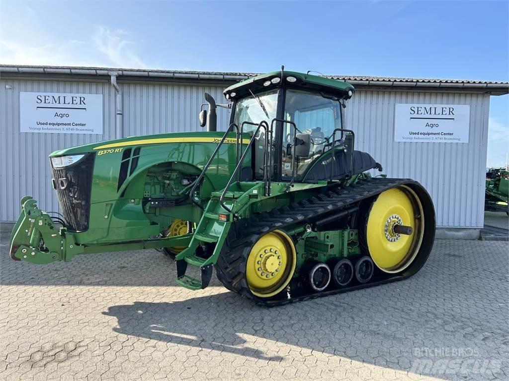 John Deere 8370RT الجرارات