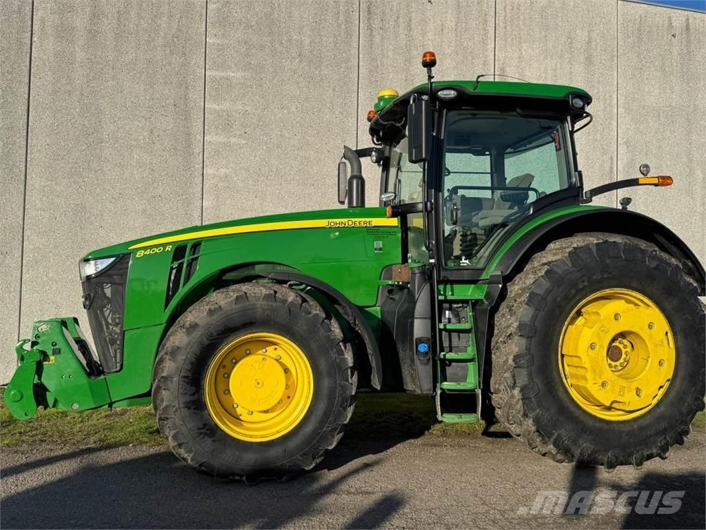 John Deere 8400R الجرارات