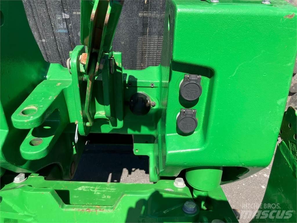 John Deere 8400R الجرارات