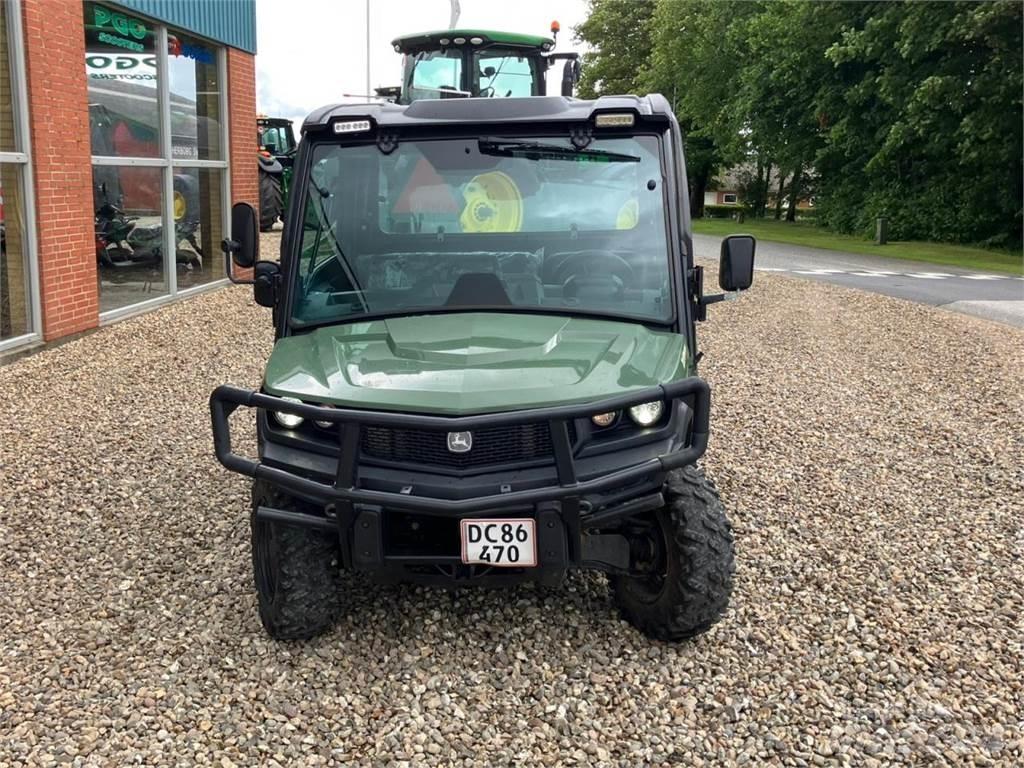 John Deere 865M مركبات لجميع التضاريس