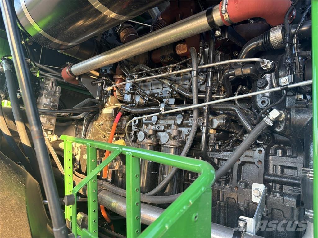 John Deere 9600 حصادات الأعلاف