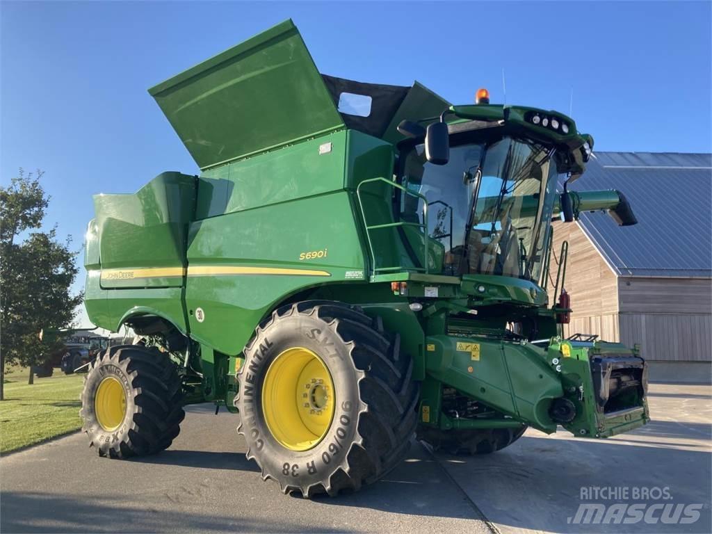 John Deere S690I حصادات
