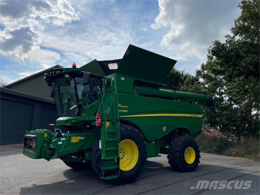 John Deere S790 حصادات
