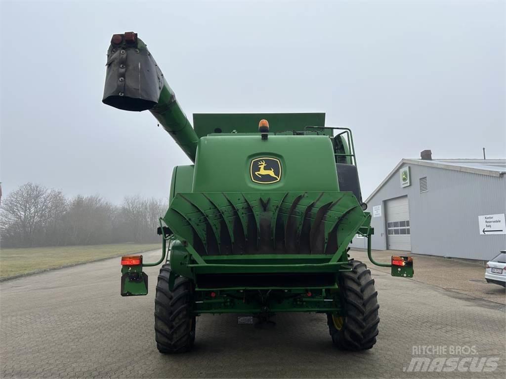John Deere T660 حصادات