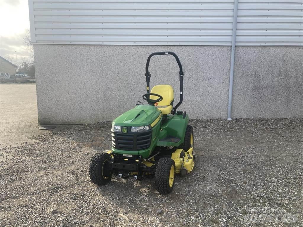 John Deere X949 جرارات مدمجة