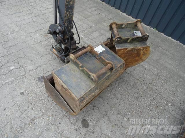 Kato 12 VXE حفارات صغيرة أقل من 7 طن (حفارات صغيرة)