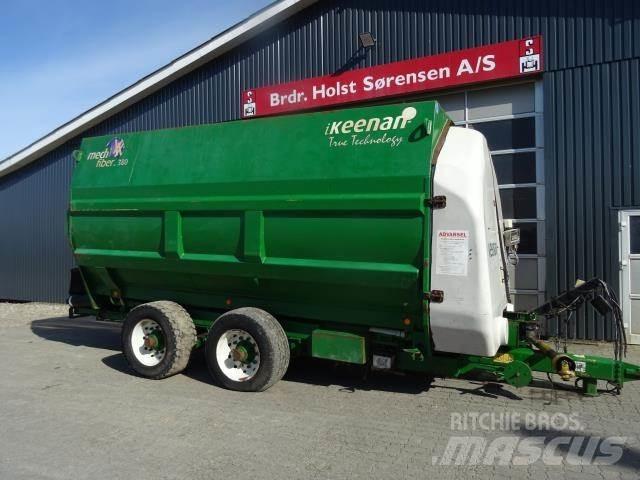Keenan MF 380 عربات الأعلاف