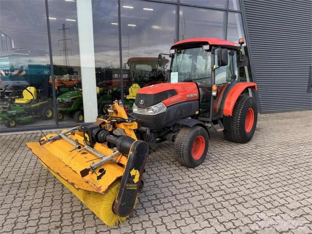 Kubota 5740 جرارات مدمجة