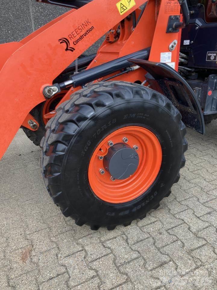 Kubota R070 لوادر صغيرة