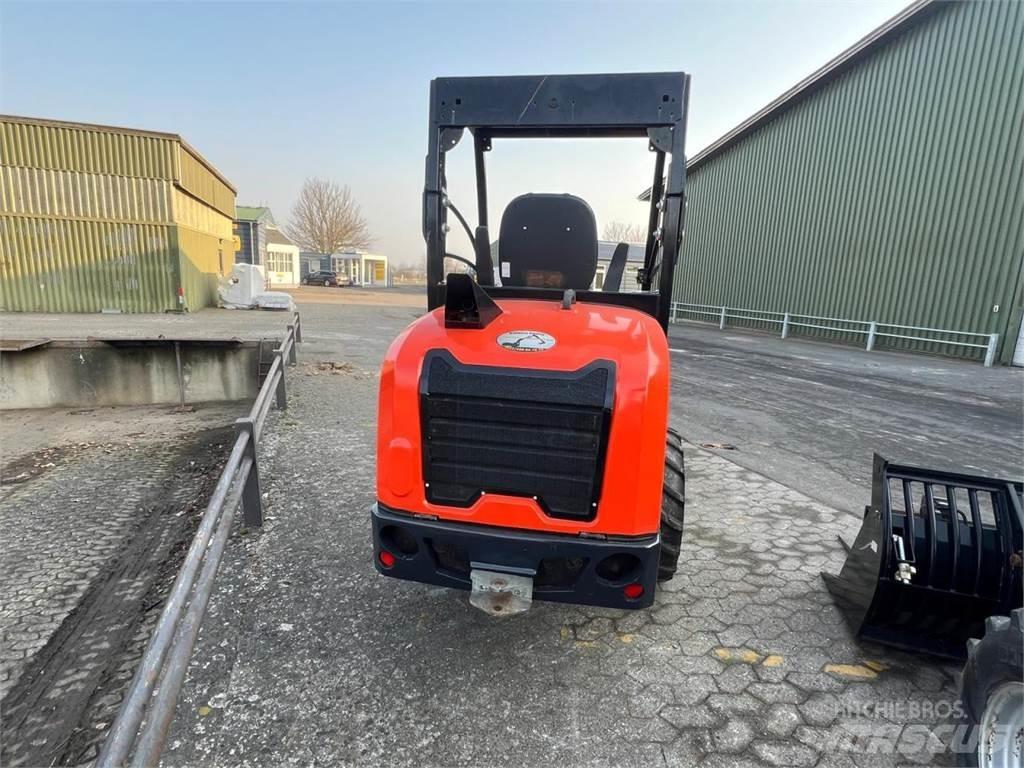Kubota RT280-2 لوادر صغيرة