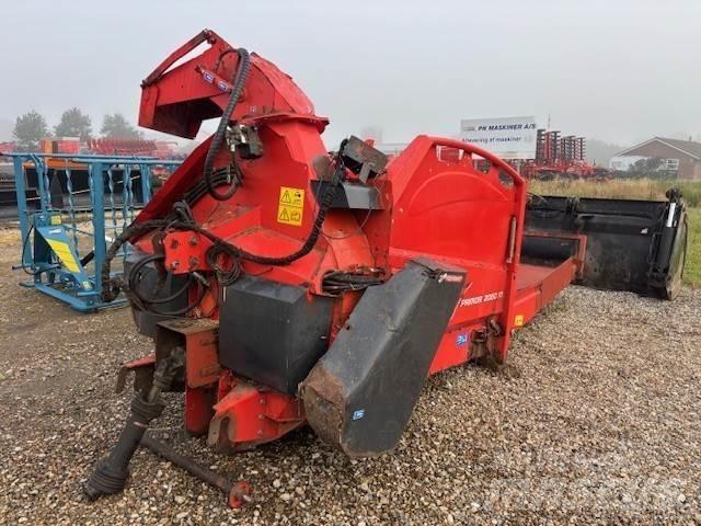 Kuhn 2060M ماكينات وملحقات مواش أخرى