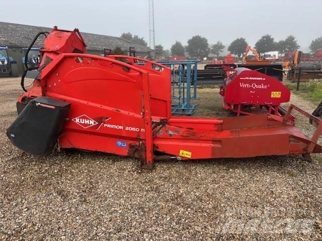 Kuhn 2060M ماكينات وملحقات مواش أخرى