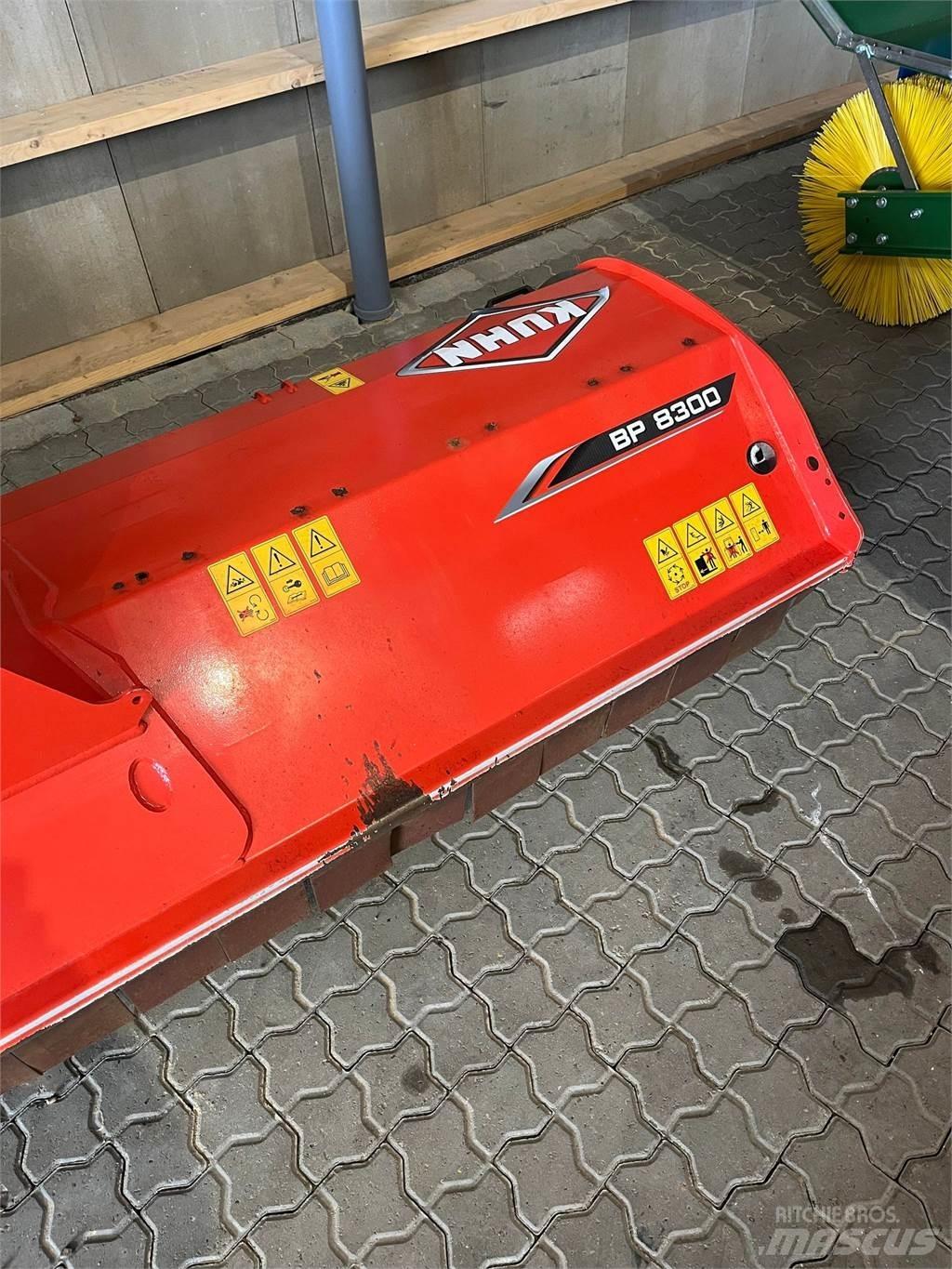Kuhn BP 8300 جزازات
