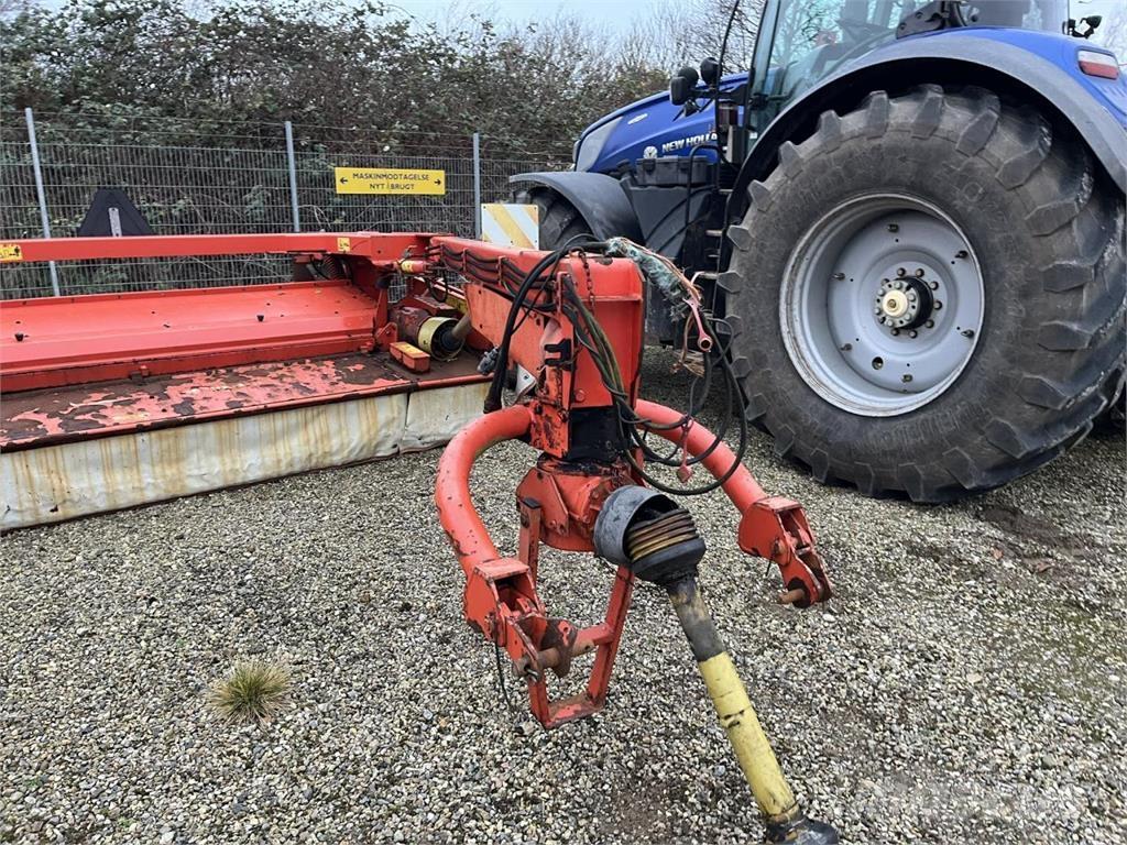 Kuhn FC 352 C معدات حصد