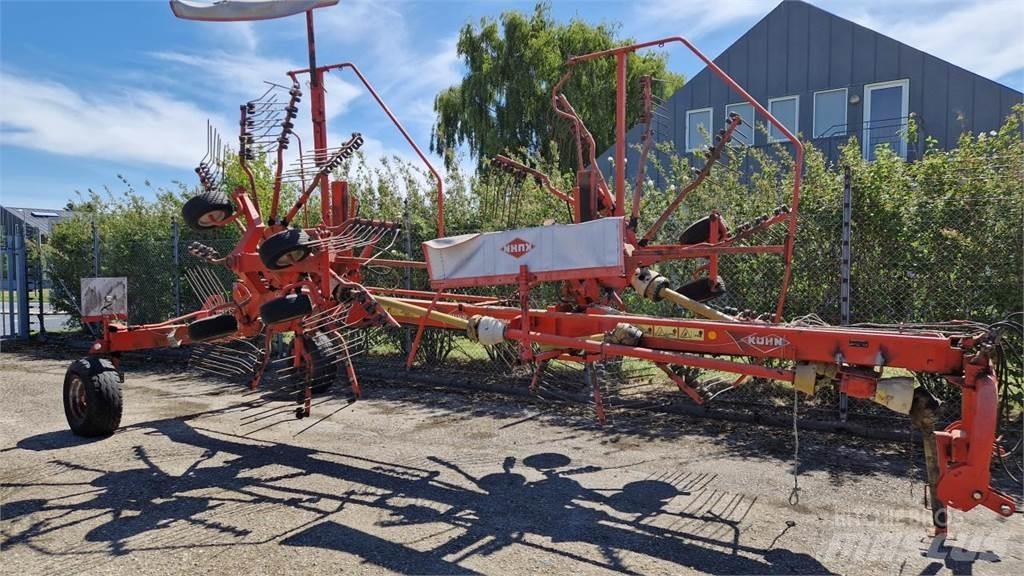 Kuhn GA6520 مكابس وميبسات التبن