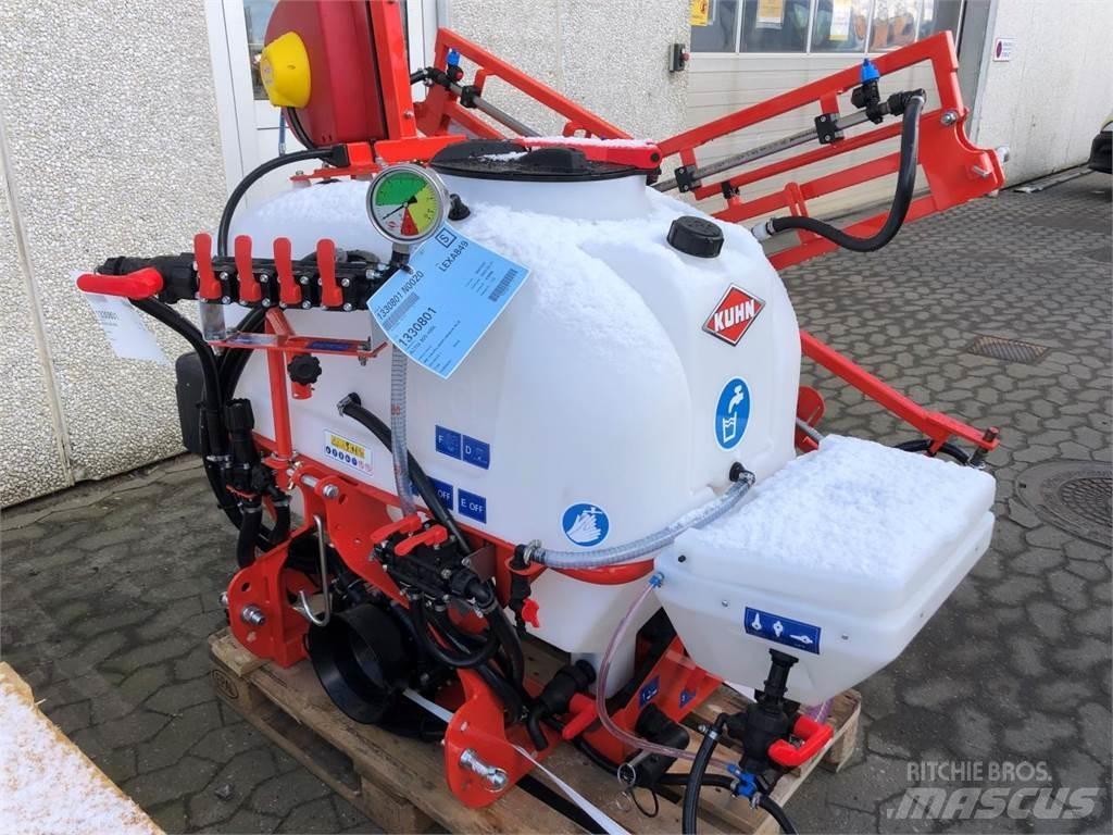 Kuhn P300 ماكينات أخرى لتجهيز الأراضي