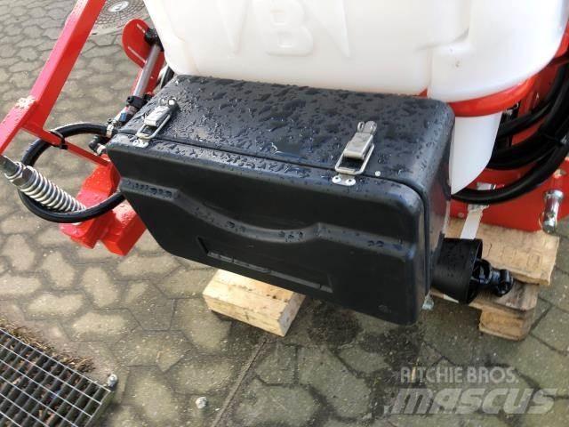 Kuhn P300 ماكينات أخرى لتجهيز الأراضي