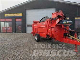 Kuhn PRIMOR 5570 ماكينات وملحقات مواش أخرى