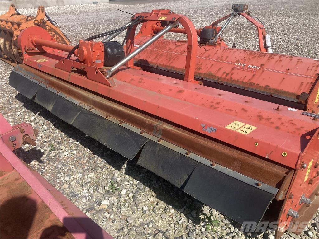 Kuhn VKM 305 جزازات
