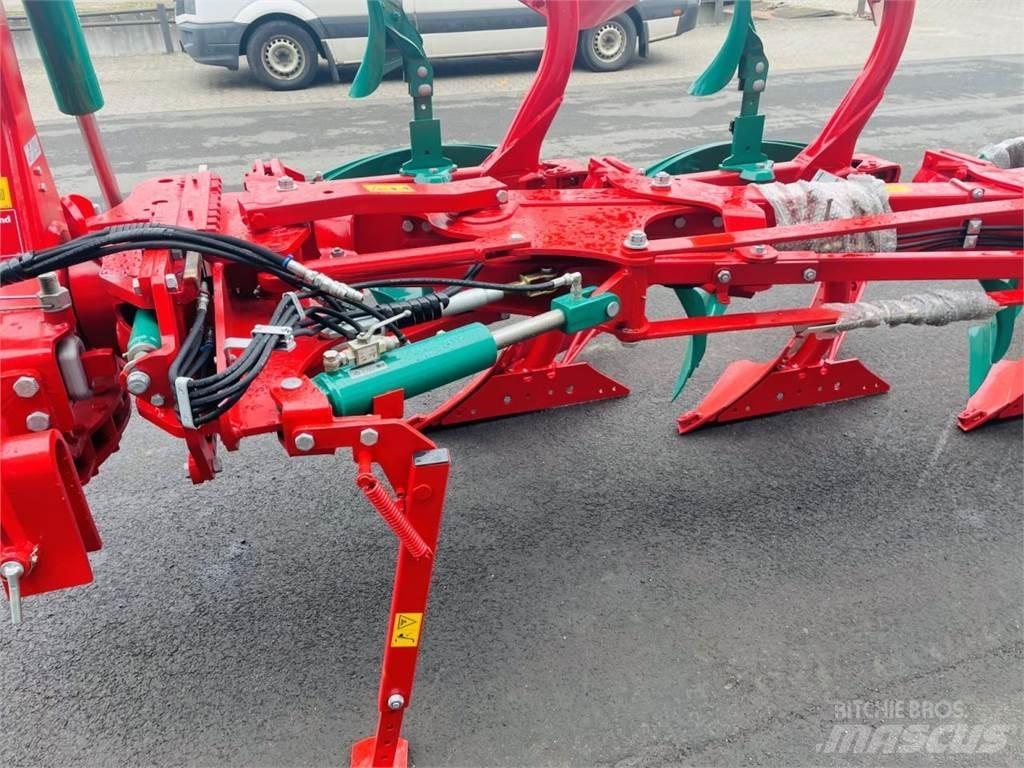 Kverneland 3300S محاريث عكسية