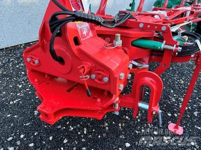 Kverneland 3300S محاريث عكسية