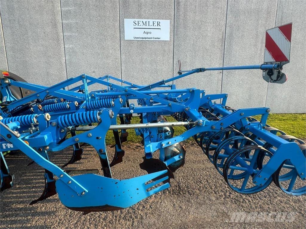 Lemken KARAT 9 زحافات ساحقة