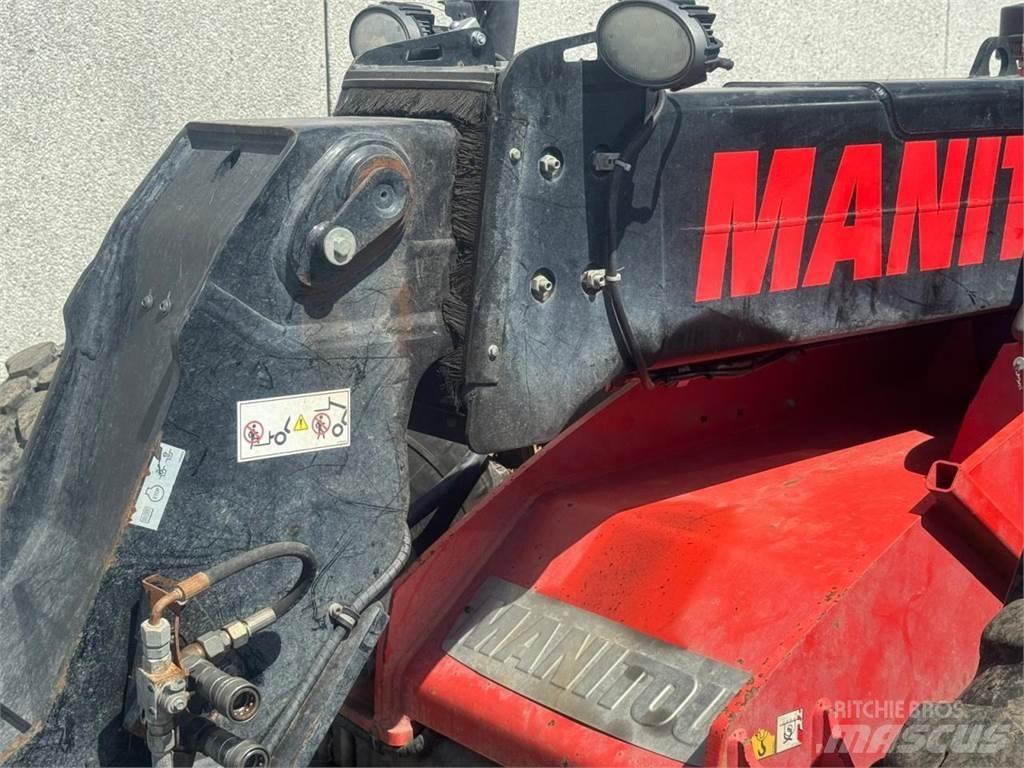 Manitou 741 مناولات متداخلة
