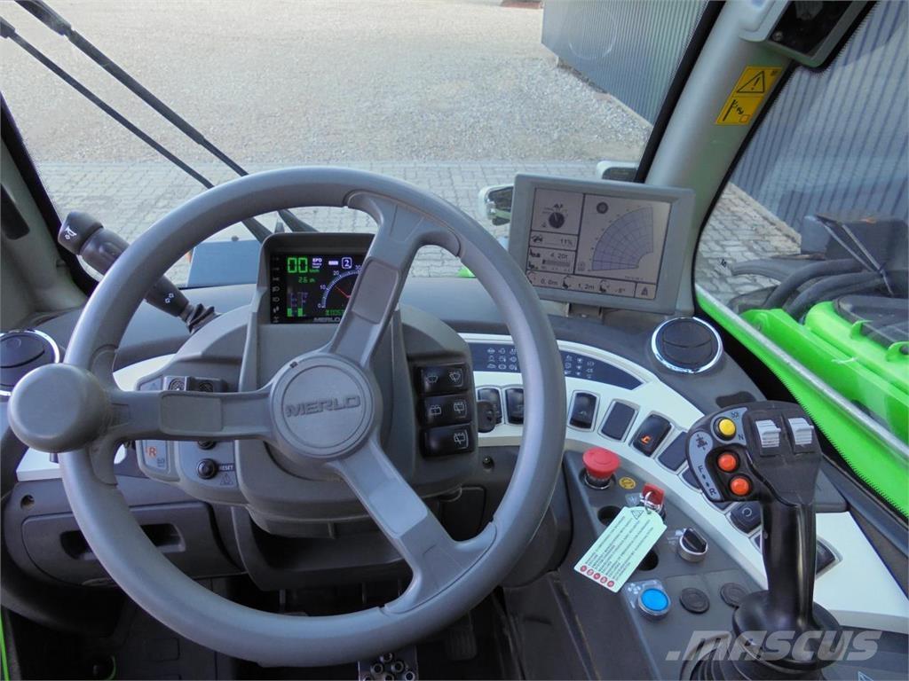 Merlo TF42.7-156 مناولات متداخلة