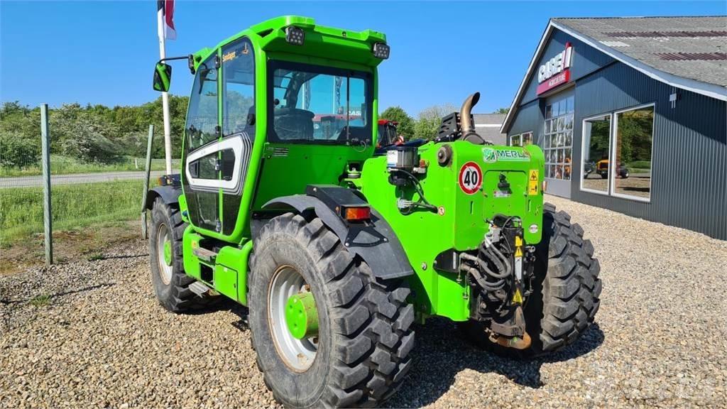 Merlo TF45.11T مناولات متداخلة