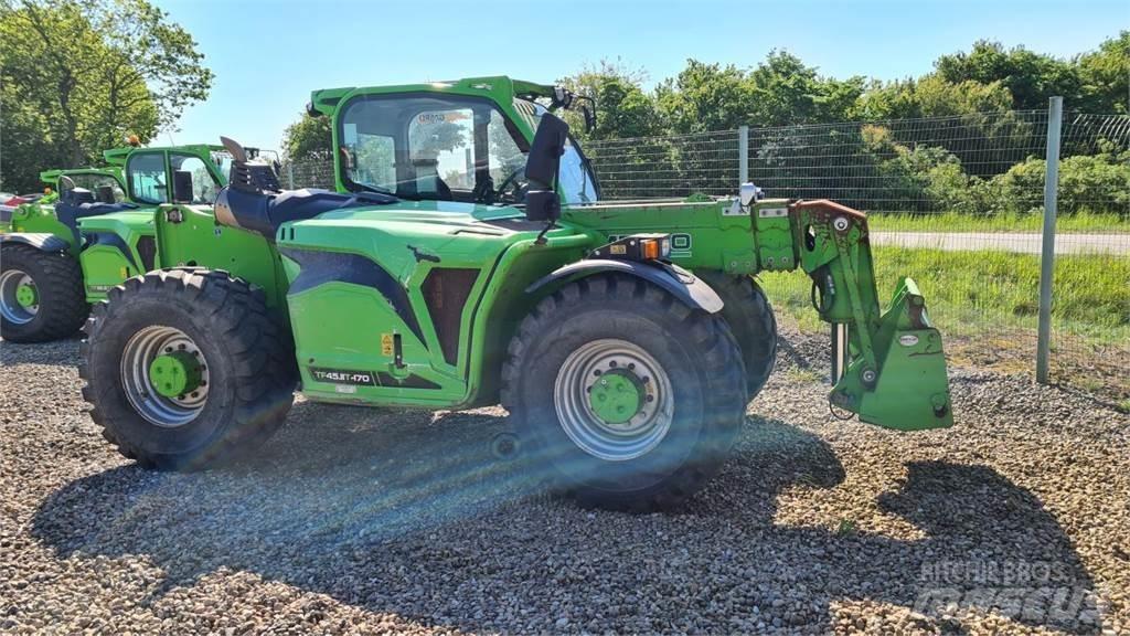 Merlo TF45.11T مناولات متداخلة