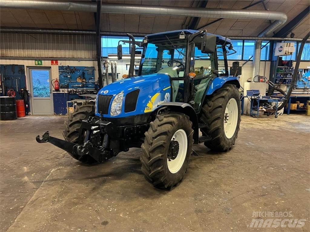 New Holland T5030 الجرارات